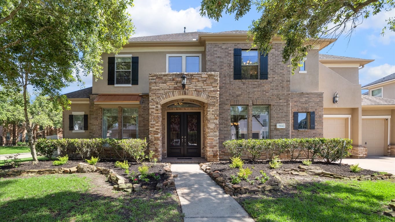 Sugar Land 2-story, 4-bed 7514 Shannondale Drive-idx