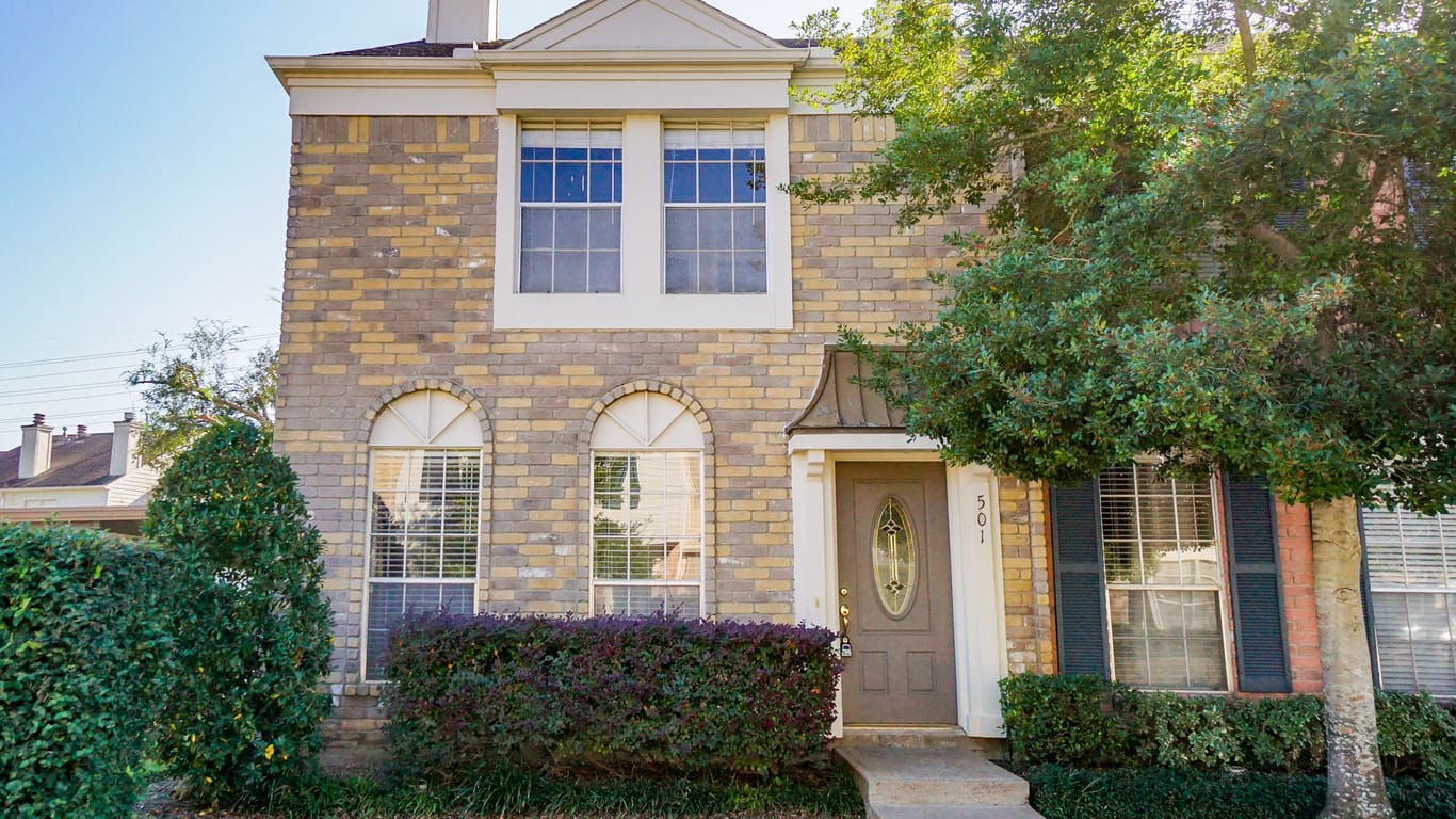 Sugar Land 2-story, 2-bed 2808 Grants Lake Boulevard 501-idx