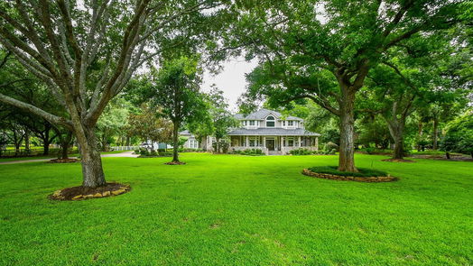 Sugar Land 2-story, 4-bed 6111 Creekview Drive-idx