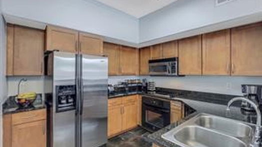 Sugar Land null-story, 2-bed 2299 Lone Star Drive 147-idx