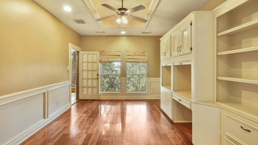 Sugar Land 2-story, 4-bed 7614 Greatwood Lake Drive-idx