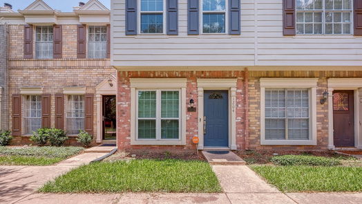 Sugar Land 2-story, 2-bed 2910 Grants Lake Boulevard 1204-idx