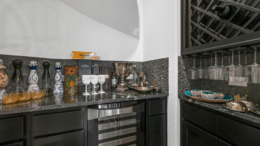 Sugar Land 2-story, 5-bed 5515 Flyers Cove Lane-idx