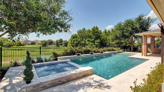 Sugar Land 2-story, 5-bed 5254 Kendall Ridge Lane-idx