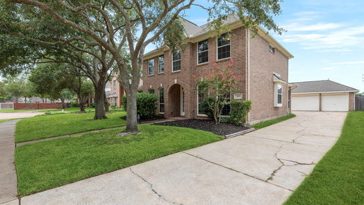 Sugar Land 2-story, 4-bed 911 Emerald Glen Court-idx