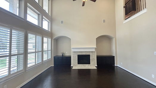 Sugar Land 2-story, 5-bed 6134 Ashford Falls Lane Ashford Falls Lane-idx