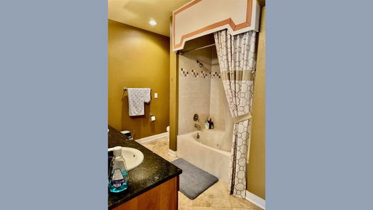 Sugar Land null-story, 2-bed 2299 Lone Star Drive 145-idx