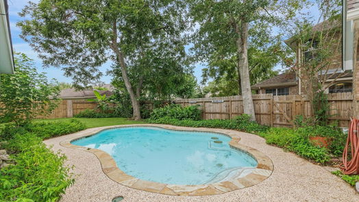 Sugar Land 2-story, 5-bed 7110 Greatwood Glen Court-idx