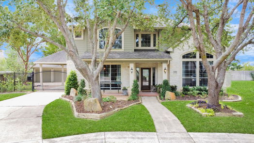 Sugar Land 2-story, 5-bed 6011 E Brook Court-idx