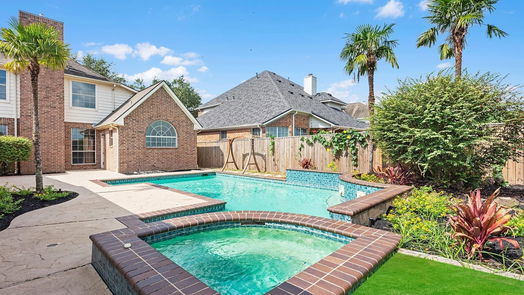 Sugar Land 2-story, 4-bed 911 Emerald Glen Court-idx