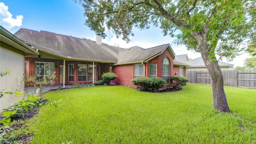 Sugar Land 1-story, 3-bed 1819 Misty Oaks Lane-idx