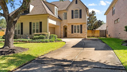 Sugar Land 2-story, 5-bed 2010 Birnam Glen Drive-idx