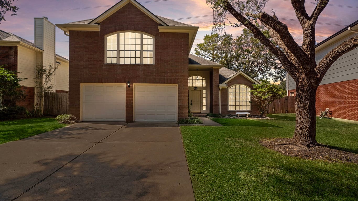 Sugar Land 2-story, 3-bed 4210 W Meadows Drive-idx