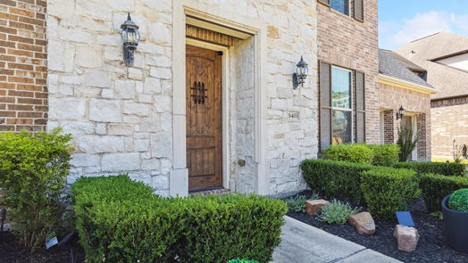 Sugar Land 2-story, 4-bed 6403 Logan Creek Lane-idx