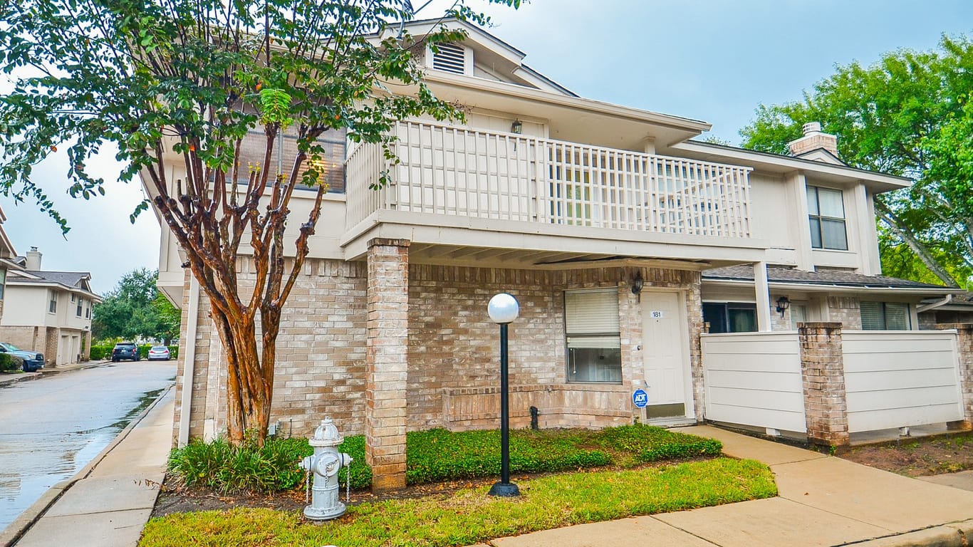 Sugar Land 2-story, 3-bed 2711 Grants Lake Boulevard 181-idx