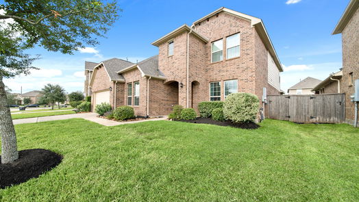 Sugar Land 2-story, 4-bed 6227 Garden Lakes Lane-idx