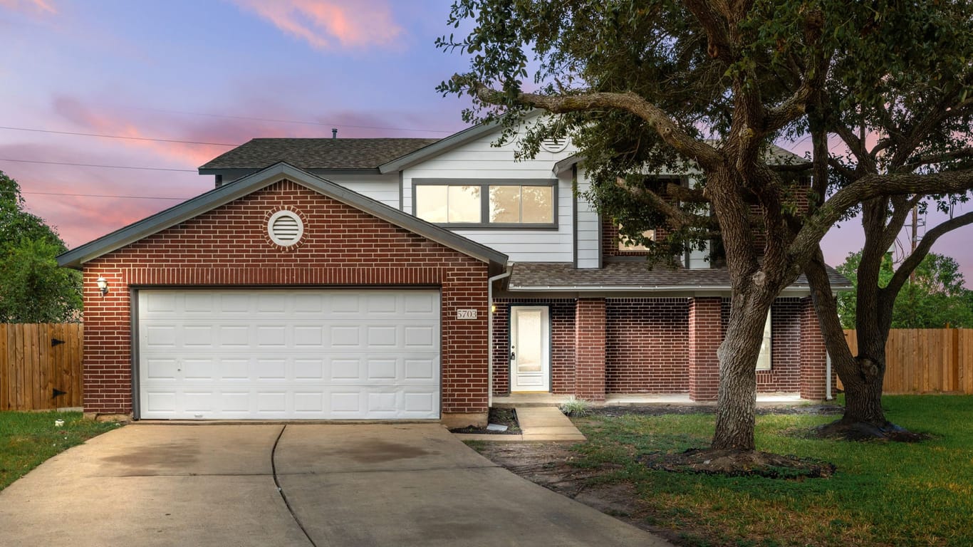 Sugar Land 2-story, 4-bed 5703 Silas Creek Court-idx