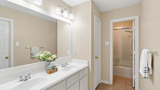 Sugar Land 2-story, 4-bed 5319 Deerbourne Chase Drive-idx