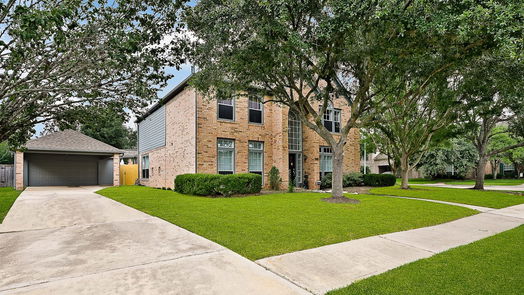 Sugar Land 2-story, 5-bed 8723 Westbrook Forest Drive-idx