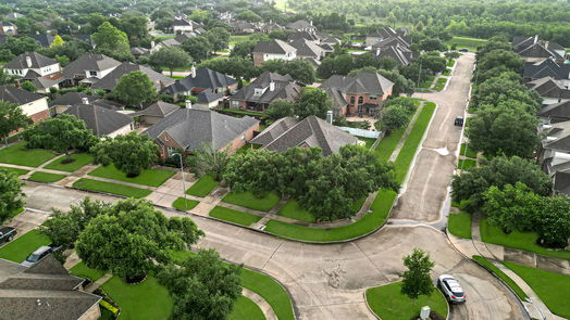 Sugar Land 2-story, 5-bed 8723 Westbrook Forest Drive-idx