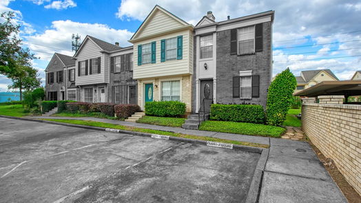 Sugar Land 2-story, 2-bed 2808 Grants Lake Boulevard 602-idx