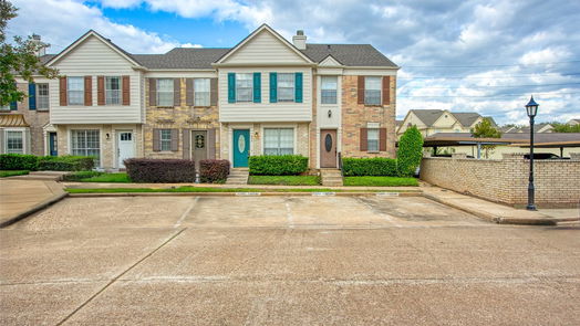 Sugar Land 2-story, 2-bed 2808 Grants Lake Boulevard 602-idx