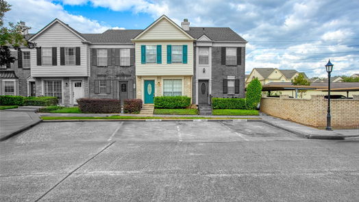 Sugar Land 2-story, 2-bed 2808 Grants Lake Boulevard 602-idx