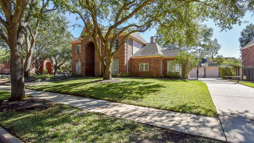 Sugar Land 2-story, 4-bed 3903 Woodglen Court-idx