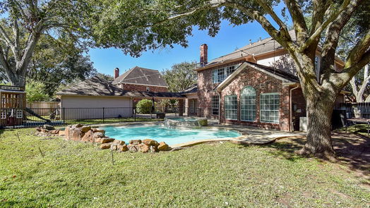 Sugar Land 2-story, 4-bed 3903 Woodglen Court-idx