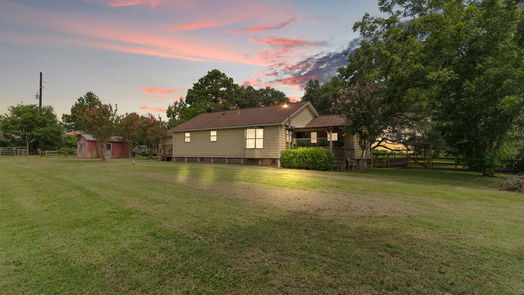 Waller 1-story, 4-bed 29211 Castle Road-idx