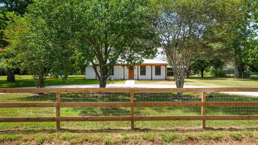 Simonton null-story, 3-bed 37804 Broncho Road-idx