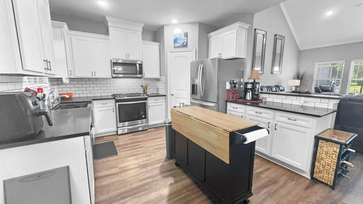 West Columbia 1-story, 4-bed 237 Woodhaven Drive-idx