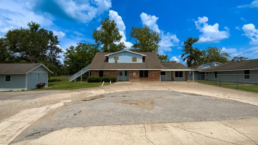 West Columbia 2-story, 8-bed 1320 W Brazos Avenue-idx