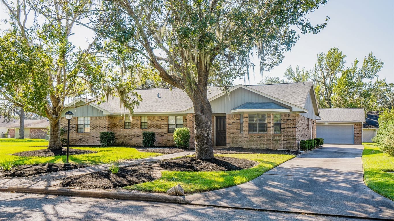 West Columbia 1-story, 3-bed 335 N Amherst Drive-idx