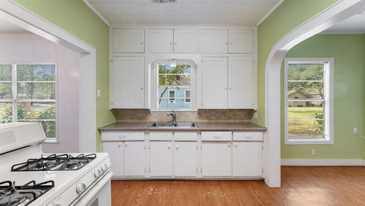 Wharton 1-story, 3-bed 509 E Alabama Street-idx