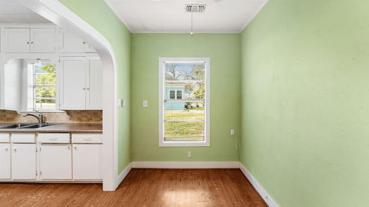 Wharton 1-story, 3-bed 509 E Alabama Street-idx