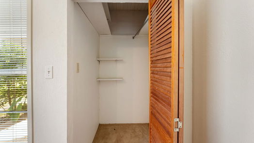 Wharton 1-story, 3-bed 509 E Alabama Street-idx