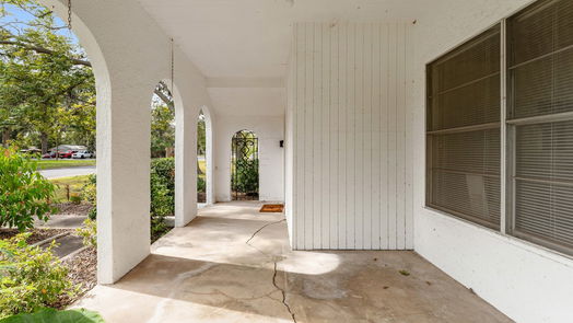 Wharton 1-story, 3-bed 509 E Alabama Street-idx