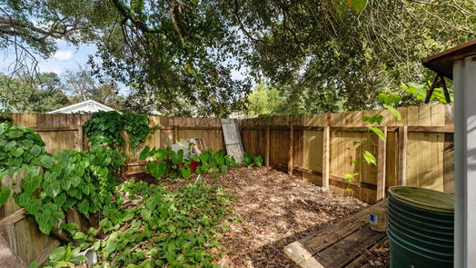 Wharton 1-story, 3-bed 509 E Alabama Street-idx