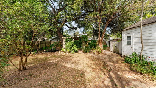 Wharton 1-story, 3-bed 509 E Alabama Street-idx
