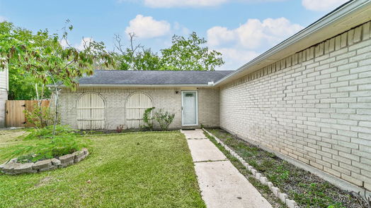 Houston 1-story, 2-bed 15838 Gatebriar Drive-idx