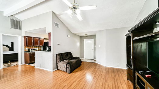 Houston 1-story, 2-bed 15838 Gatebriar Drive-idx