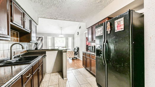 Houston 1-story, 2-bed 15838 Gatebriar Drive-idx