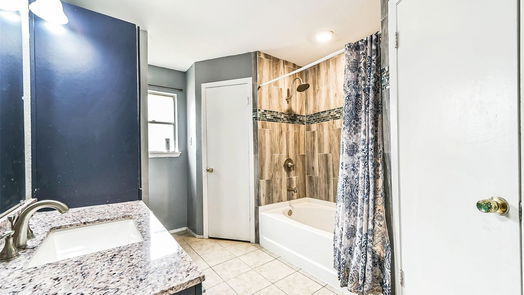 Houston 1-story, 2-bed 15838 Gatebriar Drive-idx