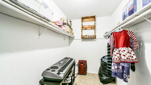 Houston 1-story, 2-bed 15838 Gatebriar Drive-idx