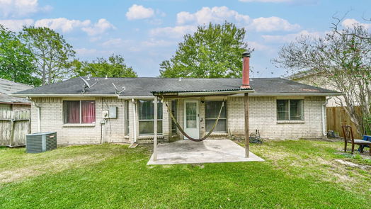 Houston 1-story, 2-bed 15838 Gatebriar Drive-idx