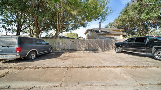 Houston 2-story, 7-bed 7403 W Fuqua Drive-idx