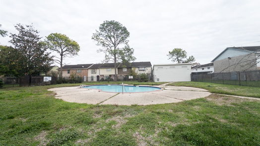 Missouri City 2-story, 2-bed 7371 Chasewood Drive-idx