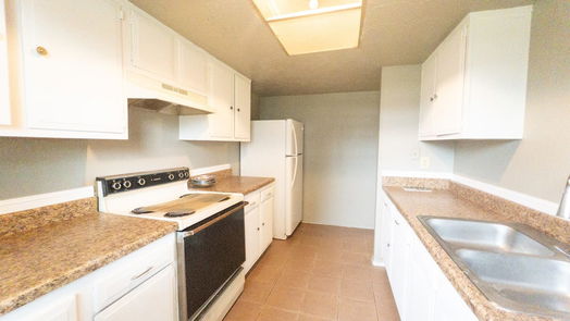Missouri City 2-story, 2-bed 7371 Chasewood Drive-idx