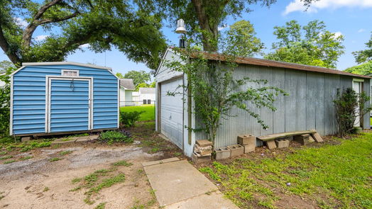 Katy 1-story, 2-bed 5034 E 5th Street E-idx